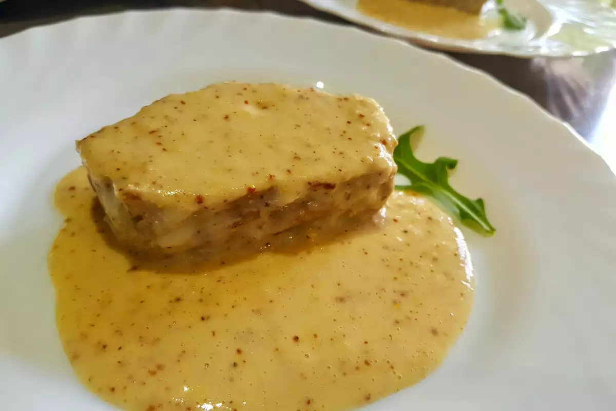 Club Foody, Sauce Robert Recipe • A Classic French Sauce!
