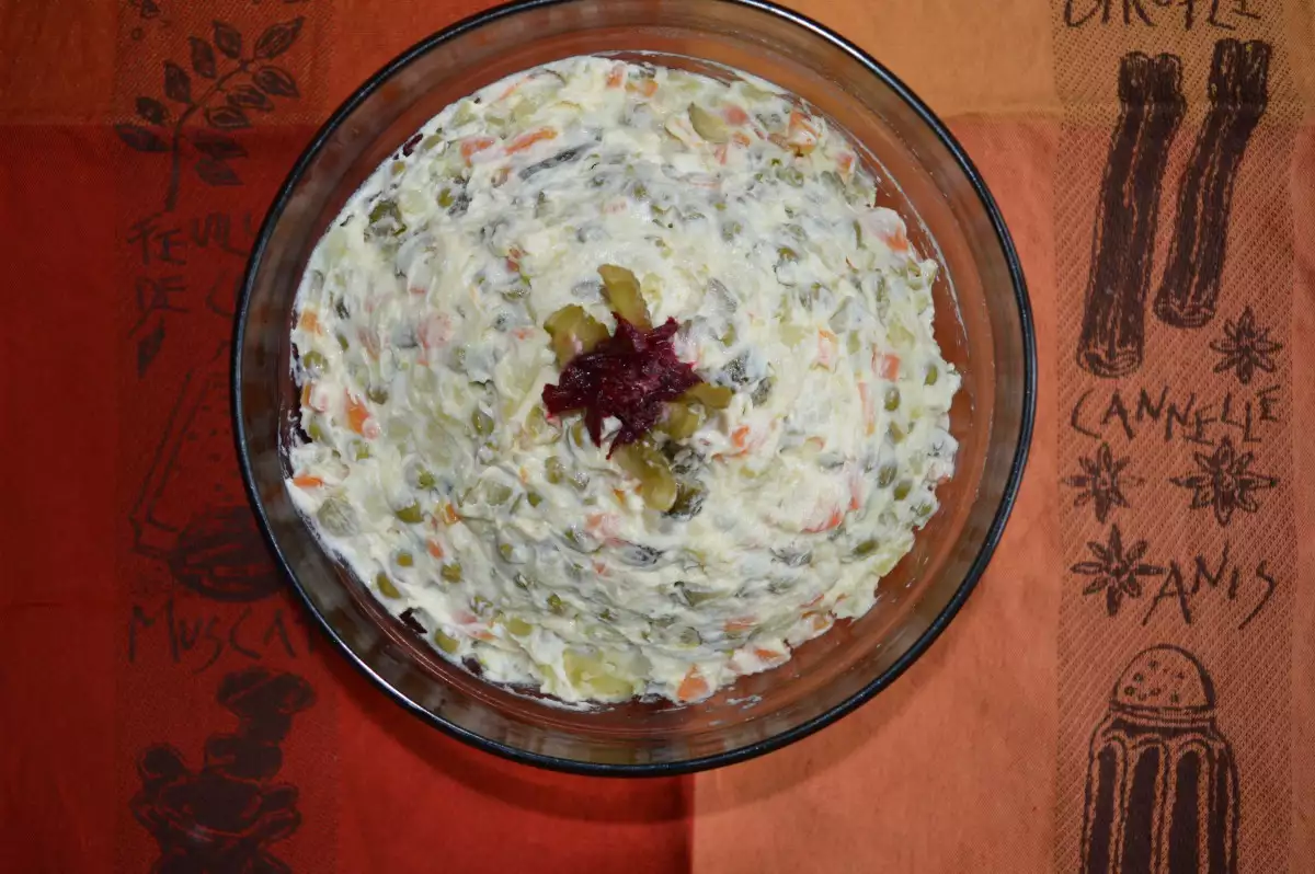 Vegetarian Russian Salad - Recipe | Bonapeti.com