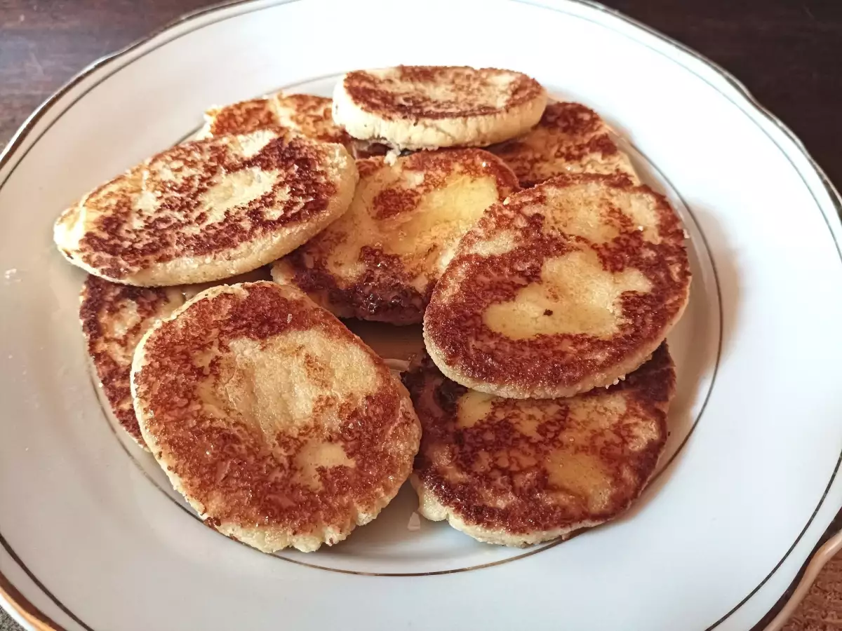 Cottage Cheese and Coconut Flour Syrniki - Recipe | Bonapeti.com