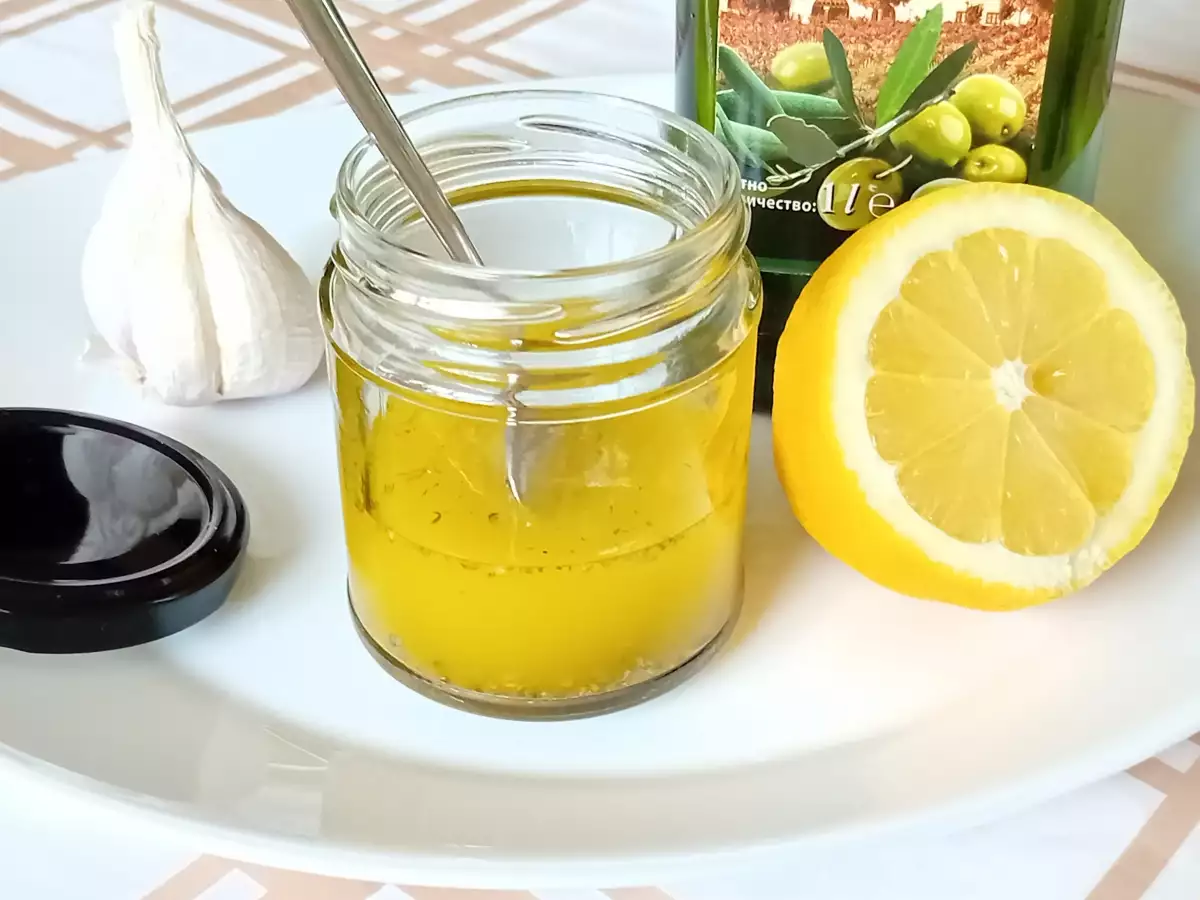 Ladolemono - Greek Lemon Sauce - Recipe | Bonapeti.com