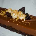 How to Make Chocolate Figurines for a Cake?