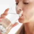 How Much Water Should You Drink Per Day According to Your Weight?