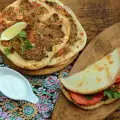 Lahmacun - Tasty Turkish Pizza