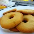 Tea Biscuits with Honey and Butter