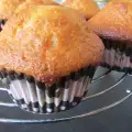 Fluffy Vanilla Muffins with Yogurt