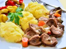 Kidneys with mashed potatoes