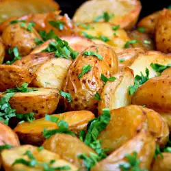 Vegan Potatoes with Garlic
