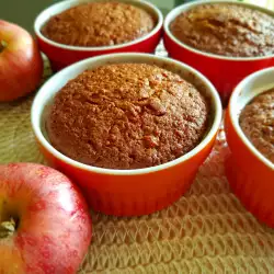 Apple Cupcakes with Spelt Flour