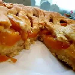 Village-Style Pie with Apricots