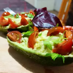 Avocados with Cherry Tomatoes