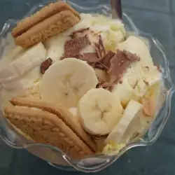 Summer Dessert with Bananas