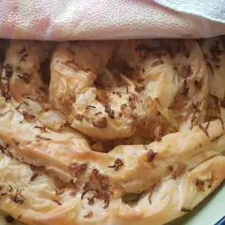Twisted Filo Pastry Pie with Sauerkraut