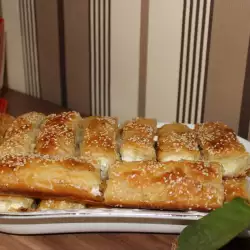 Oven-Baked Filo Pie with Milk