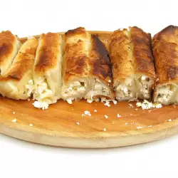 Filo Spiral Pie with cheese