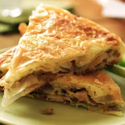 Pastry with Mushrooms and Tuna
