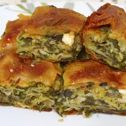 Cabbage Filo Pie with cheese