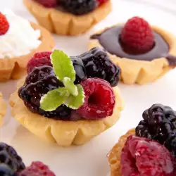 Tartlet with almonds