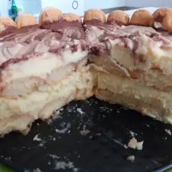 Biscotti Cake with cream