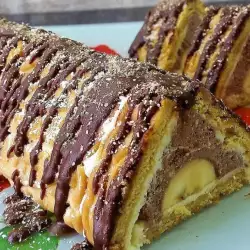 Banana Roll with Biscuits