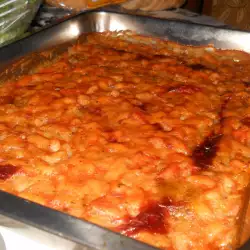 Baked Beans in the Oven with Onions and Tomatoes