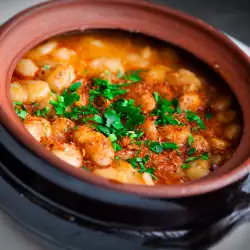 Oven-Baked Beans with Leeks