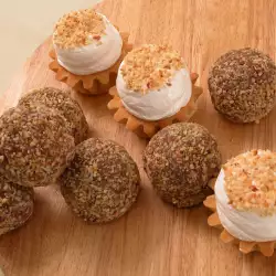 No-Bake Dessert with Coconut Flakes