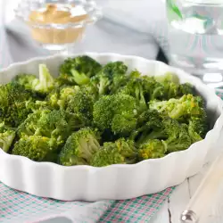 Steamed Broccoli with Peppers