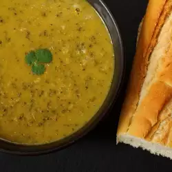 Vegetarian Soup with Broccoli