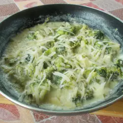 Broccoli with Vegetable Broth