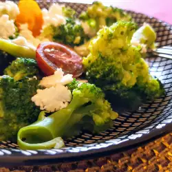 Skillet Broccoli with Cheese