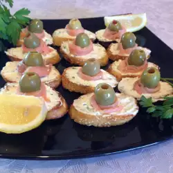 Bruschettas with olive oil