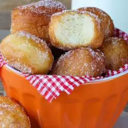 Yeast-Free Donuts with Baking Soda