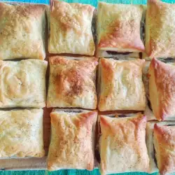 Puff Pastry Rolls with olives