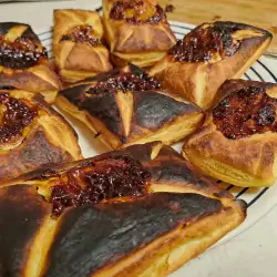 Easy Puff Pastry Sweets with Jam