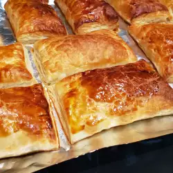 Easy Puff Pastry Cheese Pies