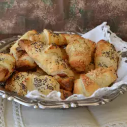 Puff Pastries with Sausage and Mustard