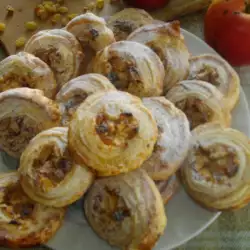 Puff Pastry with Raisins