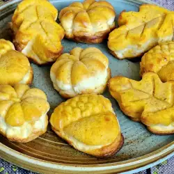 Keto Pumpkin Cheesecake Muffins