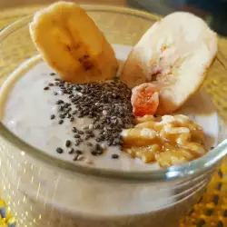 Egg-Free Pudding with Walnuts