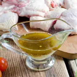 Ladolemono (Greek Sauce with Lemon and Olive Oil)
