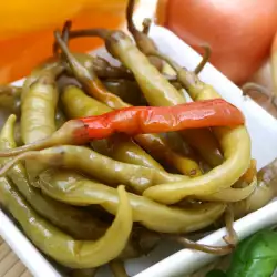 Hot Peppers with Allspice