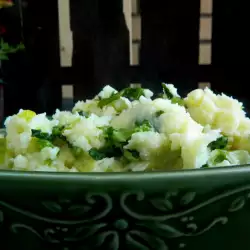 Irish-Style Mashed Potatoes (Colcannon)