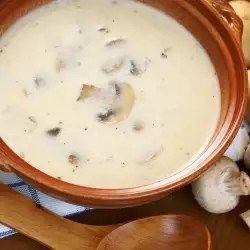 Potato Cream Soup with Mushrooms