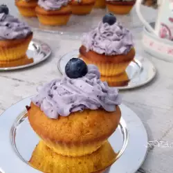 Blueberry Dessert with Cream