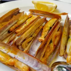 Pan-Fried Razor Clams