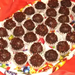 Raw Candy with Hazelnuts