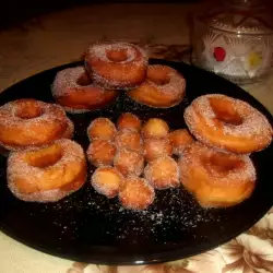 Yeast Donuts with Flour