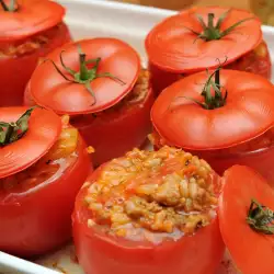 Stuffed Tomatoes with Meat