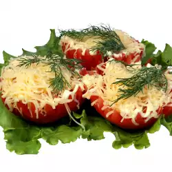 Tomatoes Stuffed with Eggs