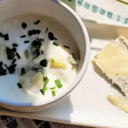 Milk recipes with blue cheese